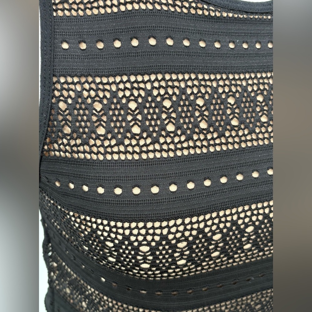 Forever 21 Black and Tan Lace Midi Dress Size M - Picture 4 of 5